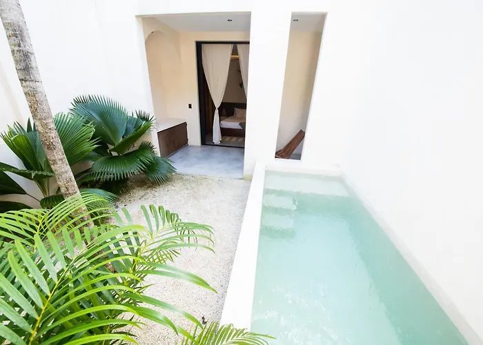 Tierra - Pool & Roof Panoramic 3*