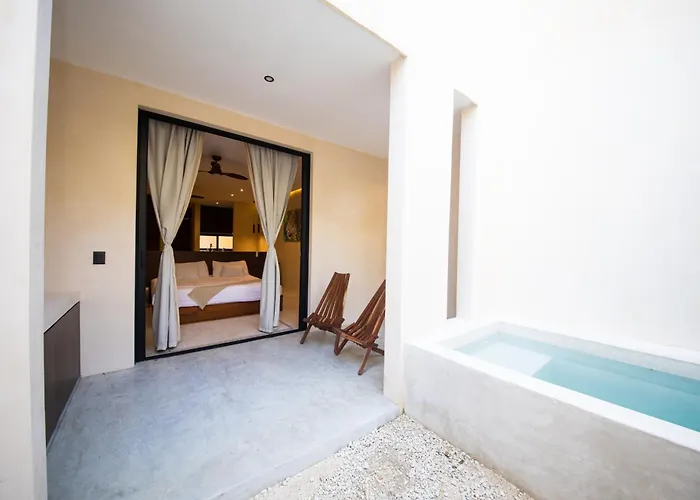 Aparthotel Tierra - Pool & Roof Panoramic