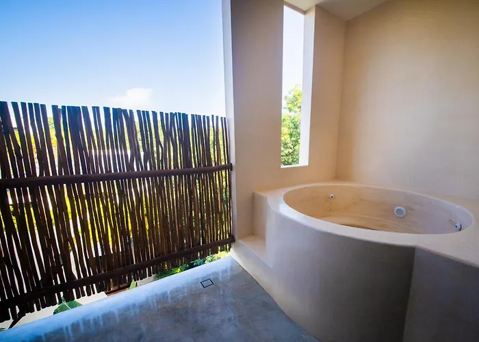Tierra - Pool & Roof Panoramic
