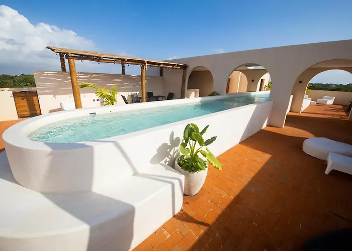 Aparthotel Tierra - Pool & Roof Panoramic